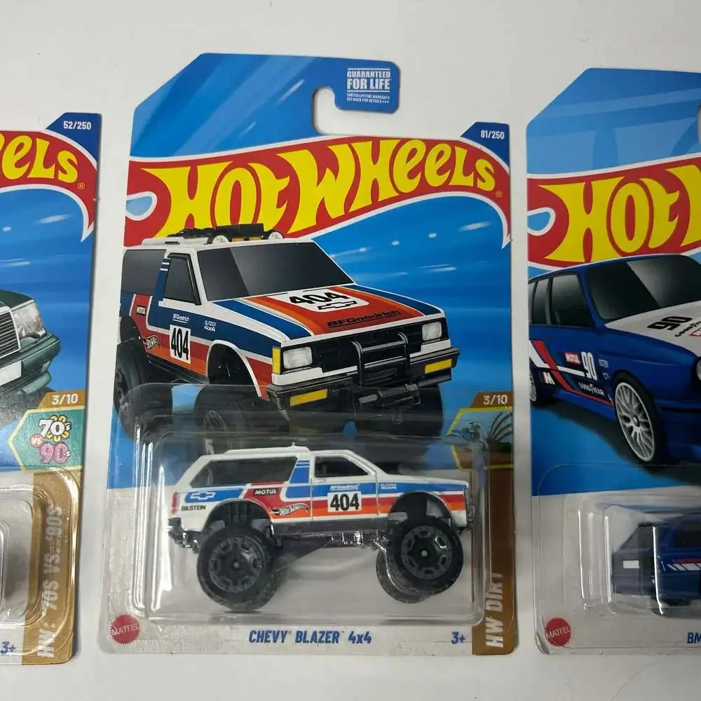 Lot of 11 Assorted Hot Wheels Diecast Vehicles